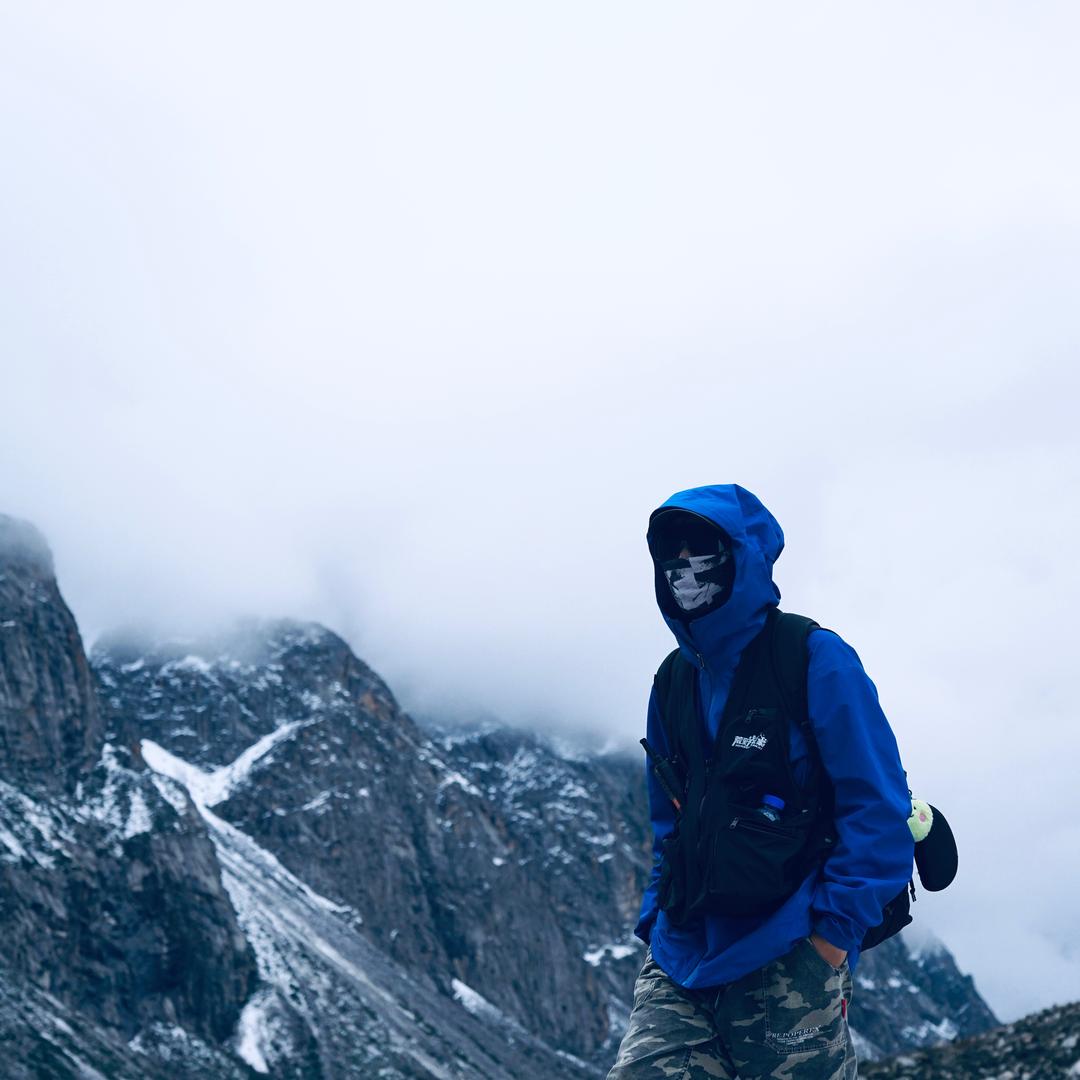 野猫（结斯沟驻地中）