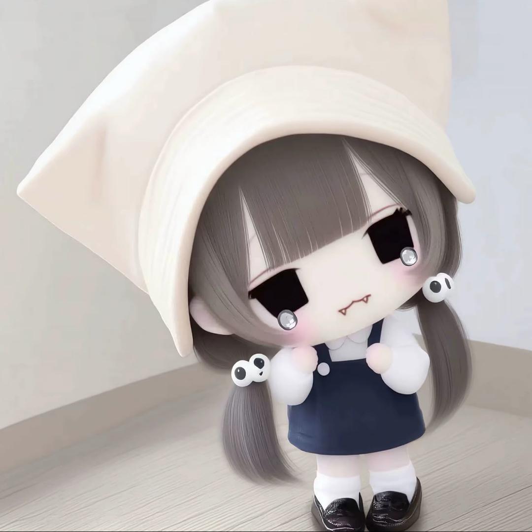 -周八見^