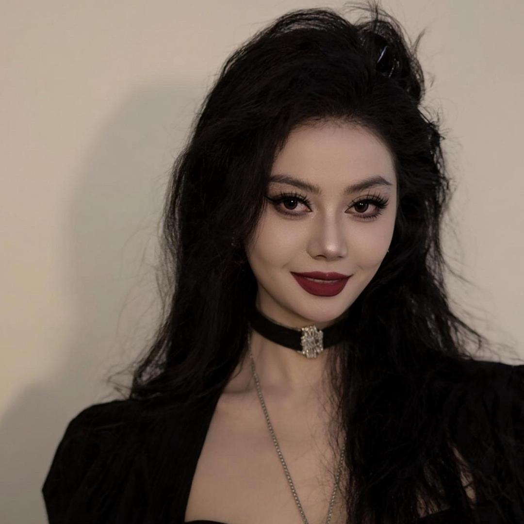 爱跳舞的热热💃