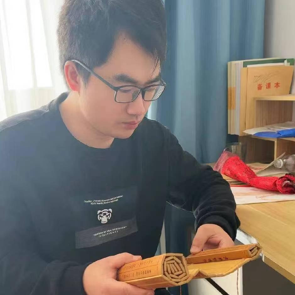 周平筋骨推拿店