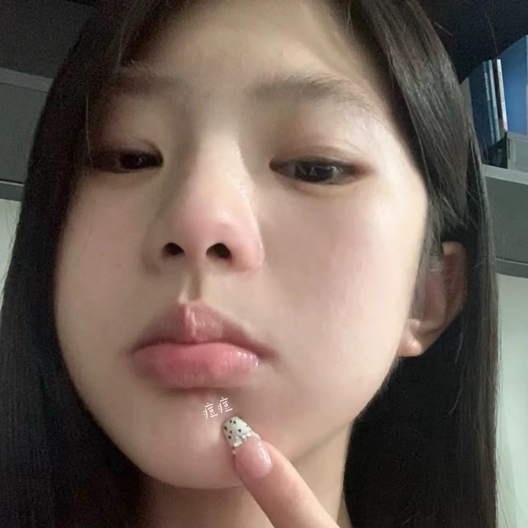 小于.
