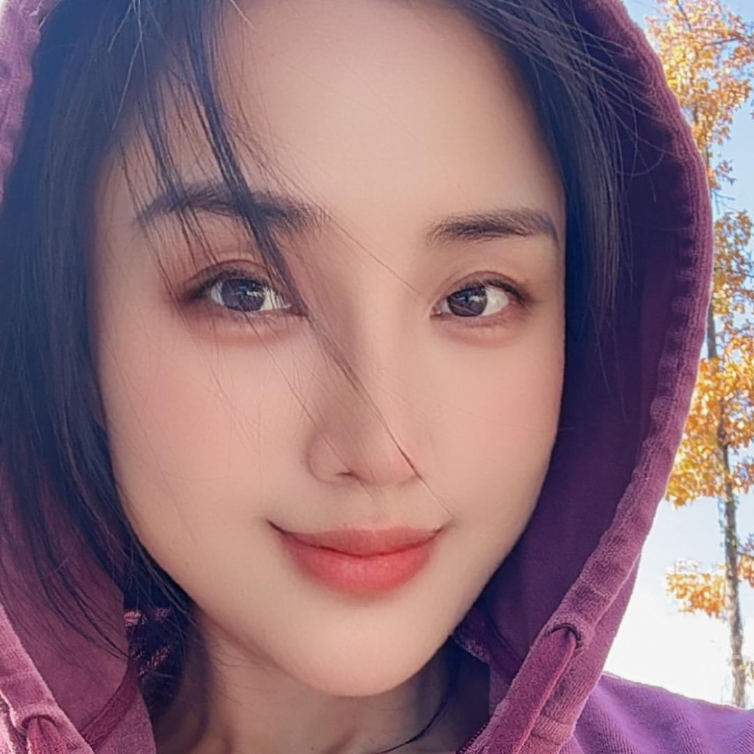 🇨🇳谭佳在美国🇺🇸