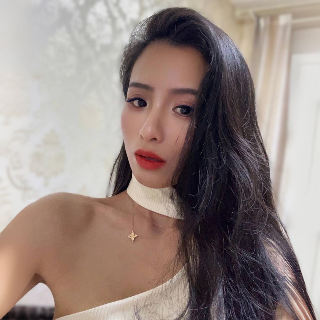 泞小姐