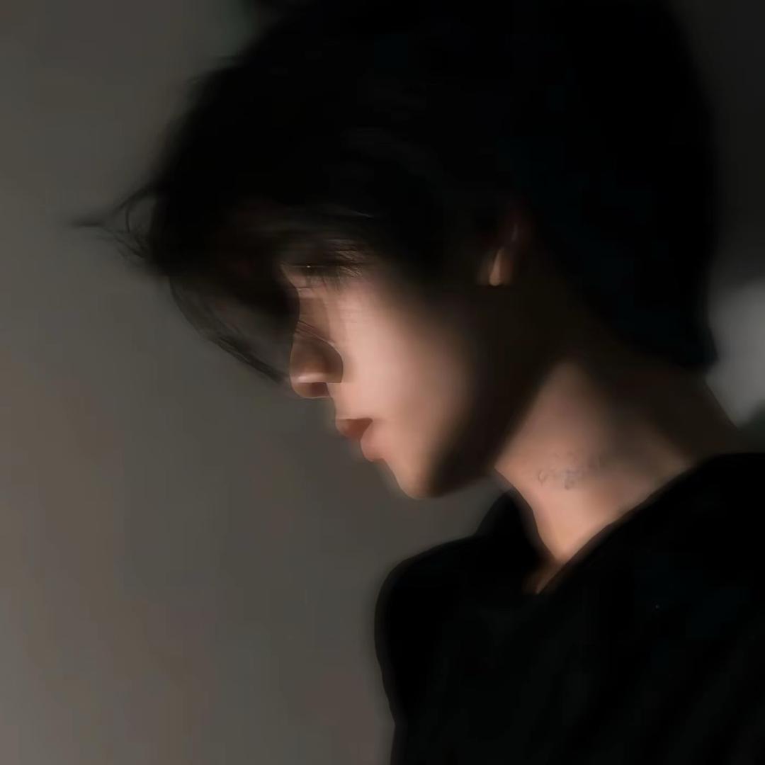 小施深藏blue