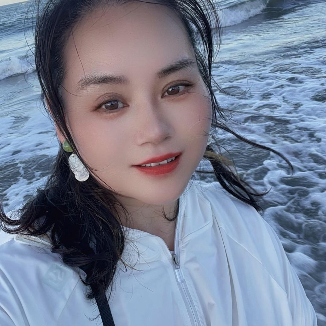 Miss1🐍    进橱窗