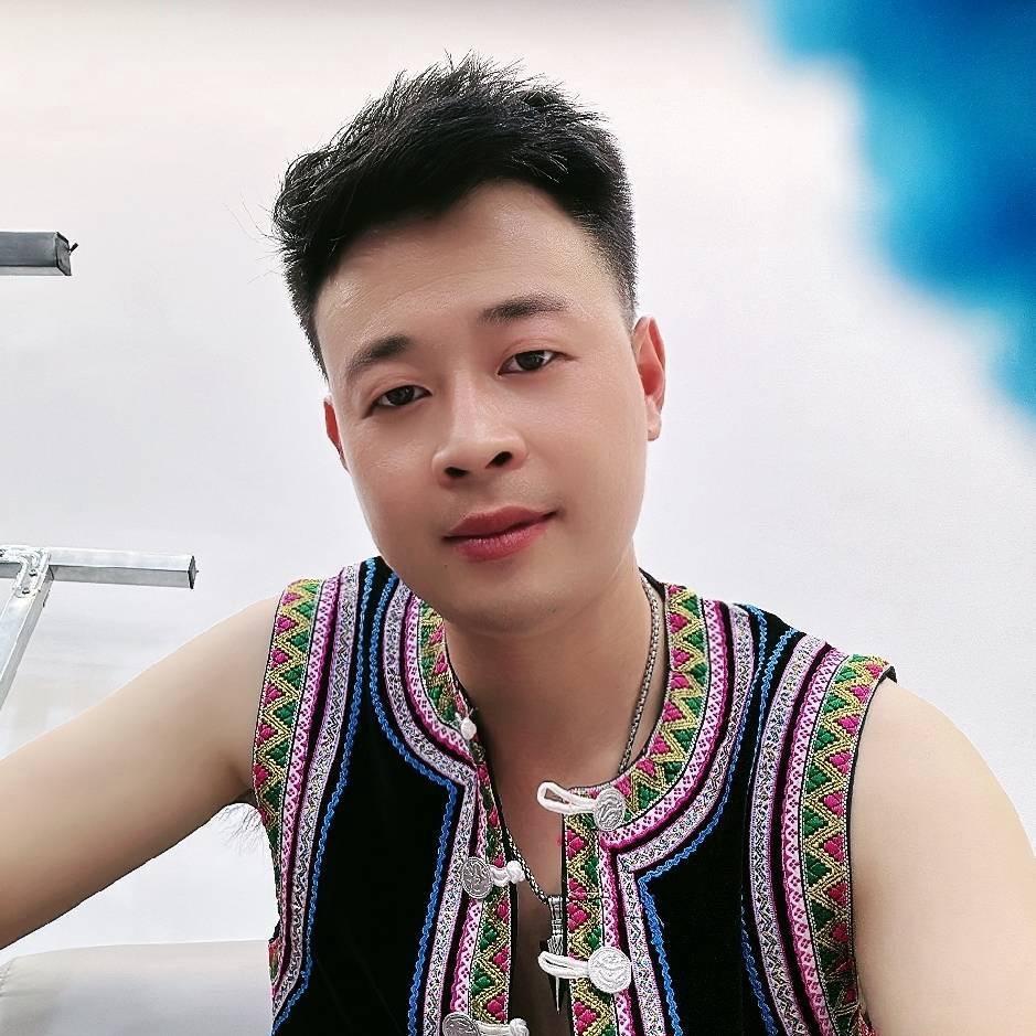 华少 下午5：10开播（父女团）