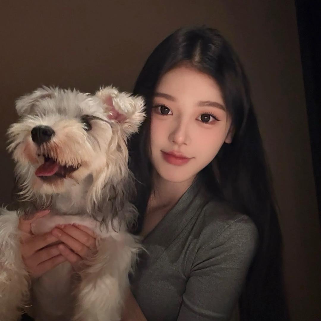 ㅤᅠㅤㅤ⠀⠀1