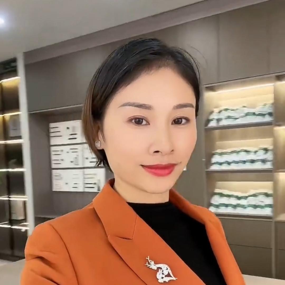 欧阳．