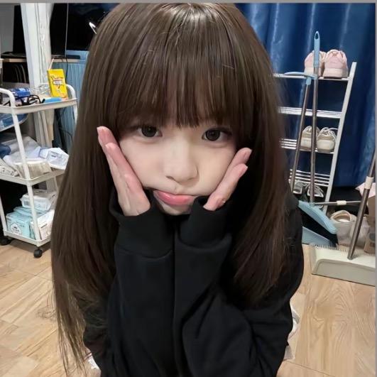 小咪郁.