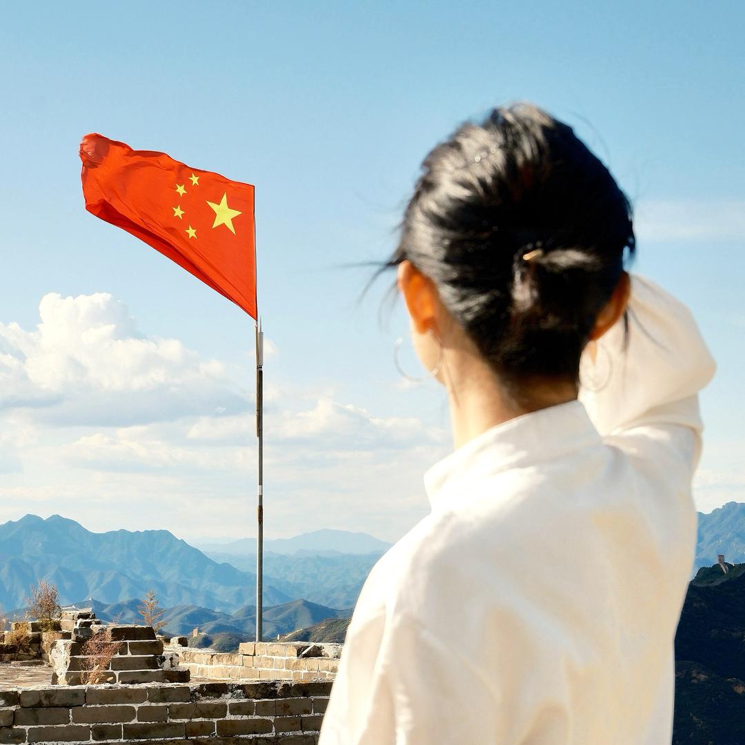东方林林
