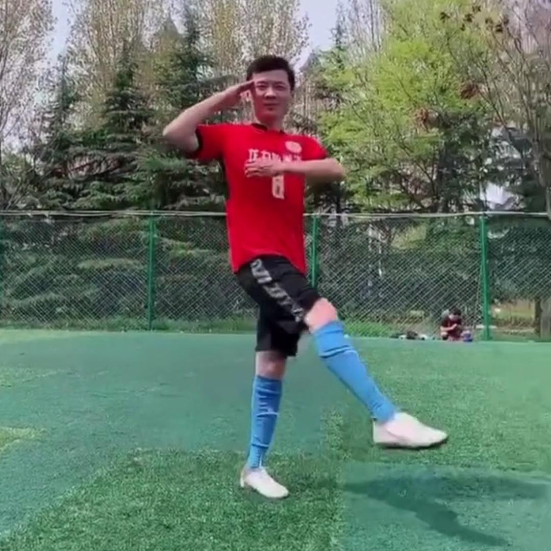 @旋风小石头🪨