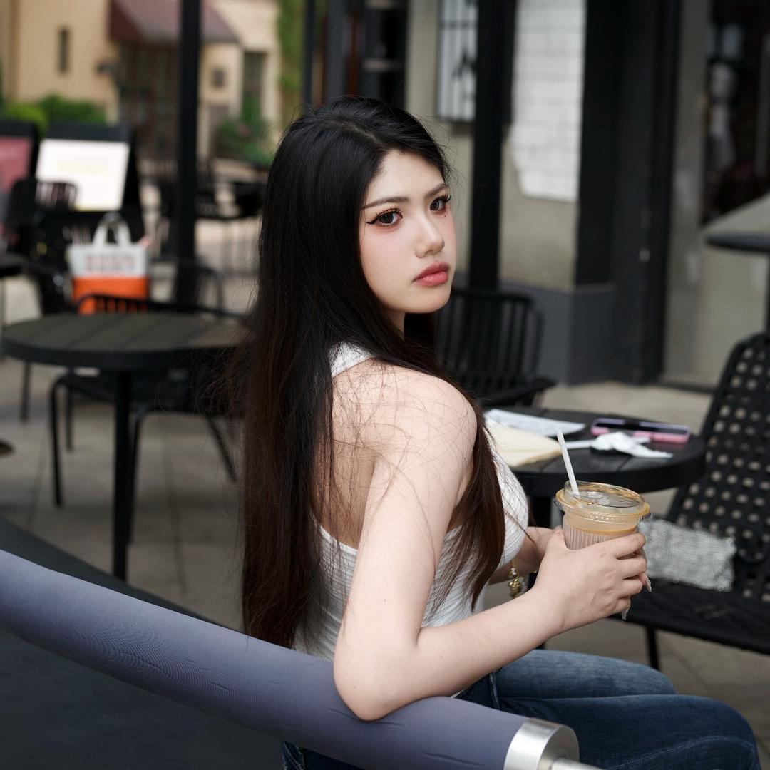 杰妮同学