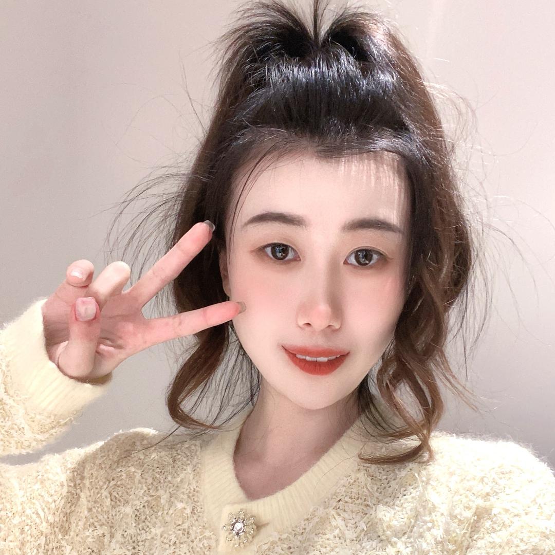 伊伊的穿搭