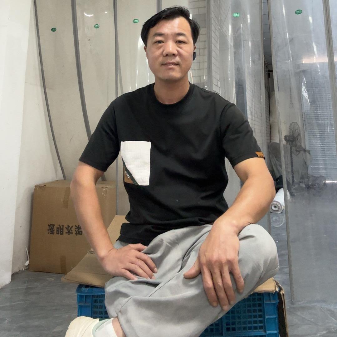 刘★洋