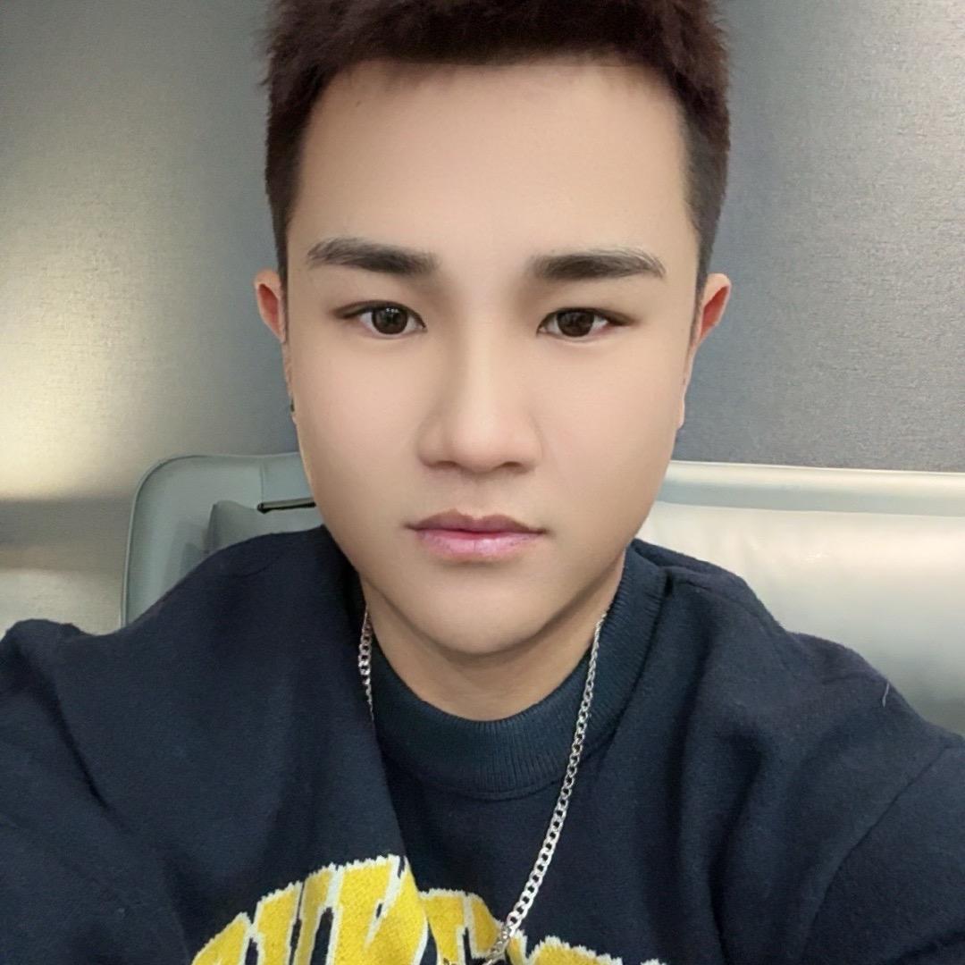 龙大美❤️天鹅（已分开）@抖音