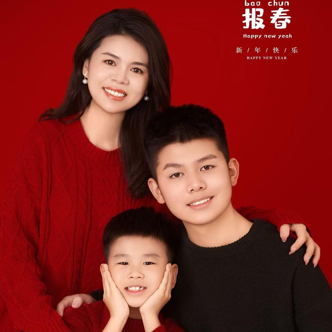 吉他妈妈努力生活