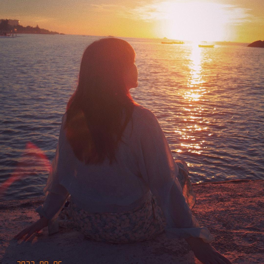 艾丽小森Alison