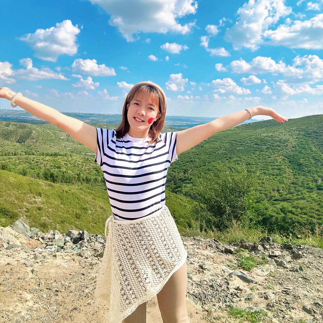 唠村里事儿的江江