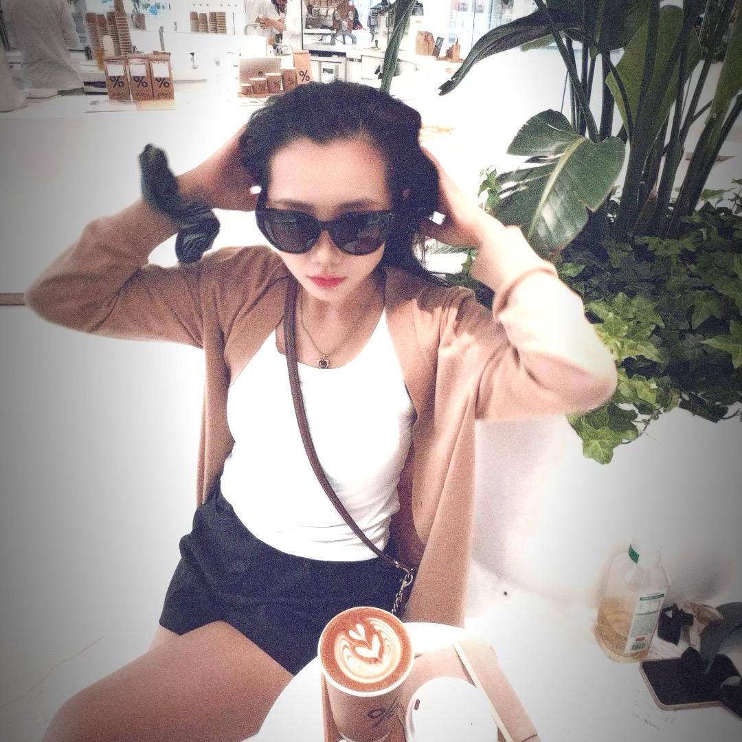 你好我有一个帽衫