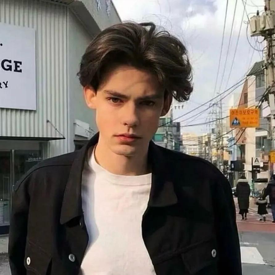 小屁孩