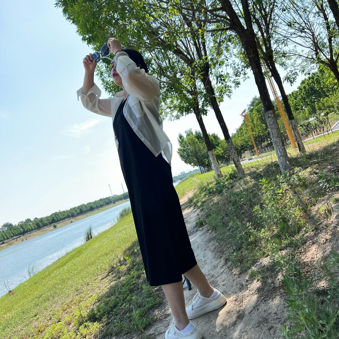莉兰微女装2（专业做裙子）