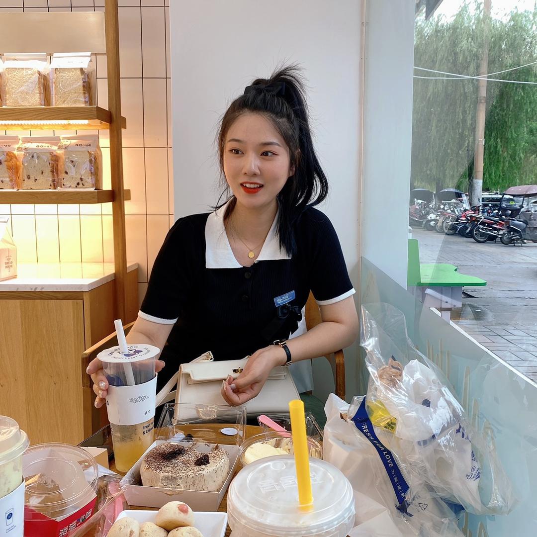 我是攀月呀~