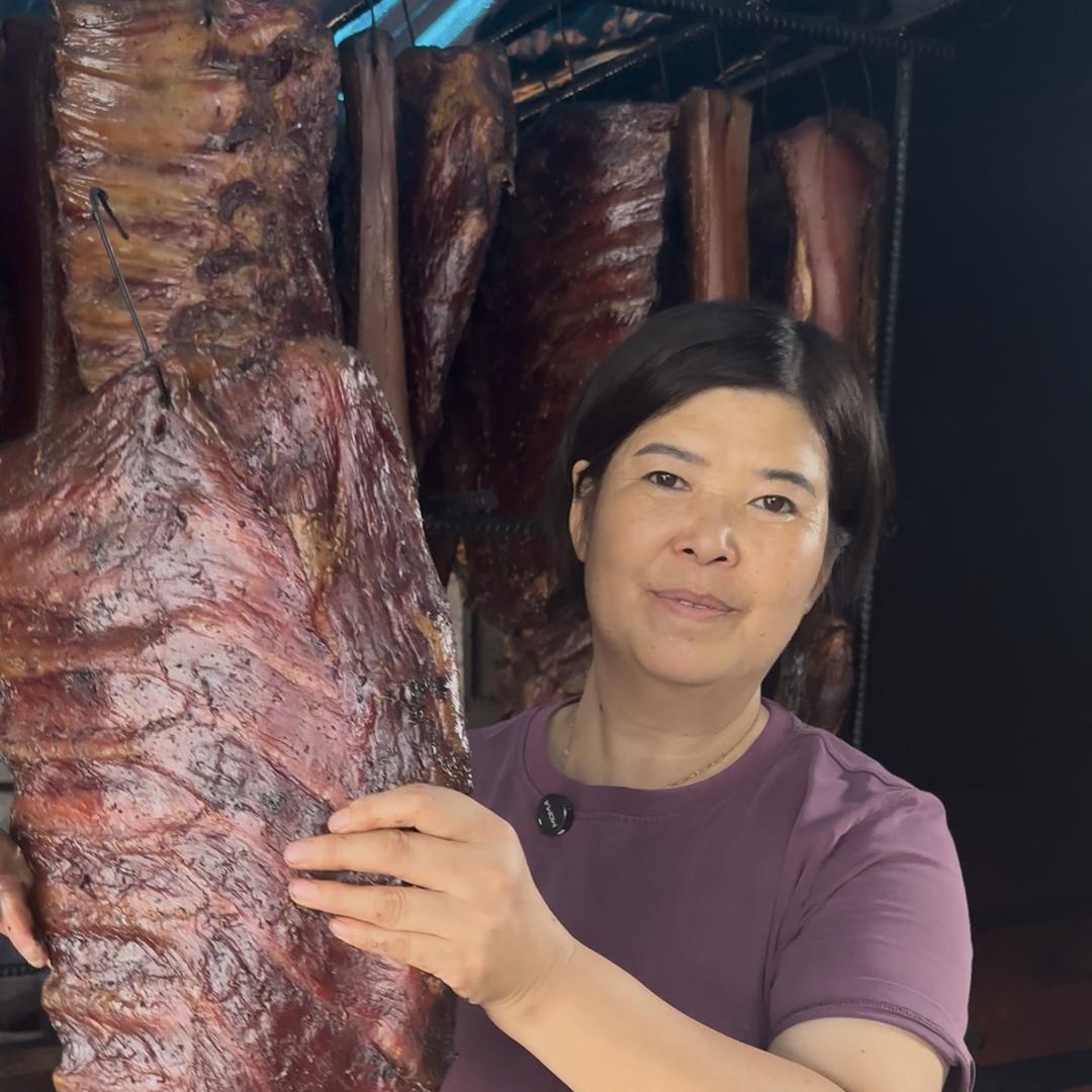 赵仕梅家的腊肉