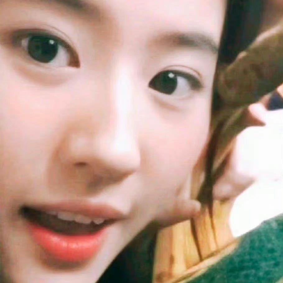 你饿不饿我饿🍔