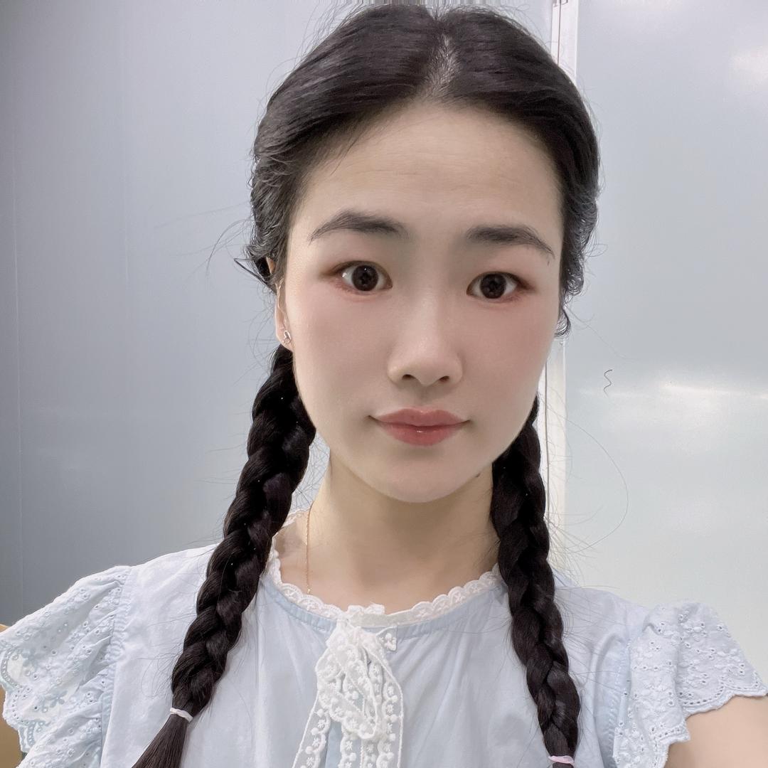 🌷云朵里有糖