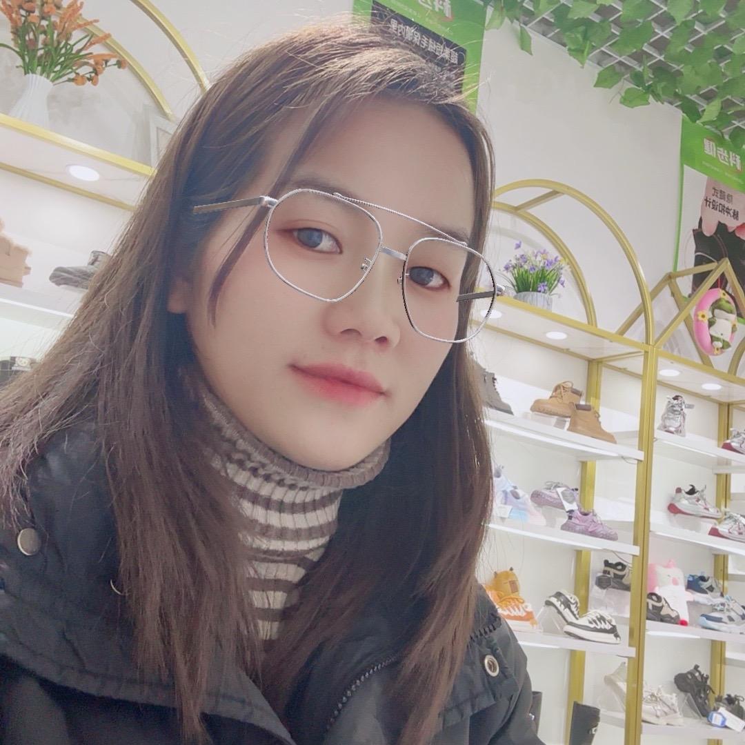 幸福小窝的童鞋店