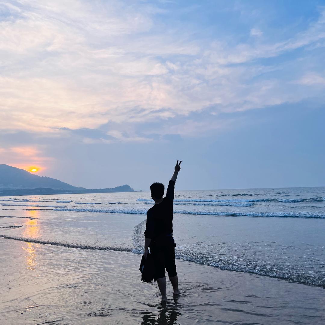 90后养蟹的小唐