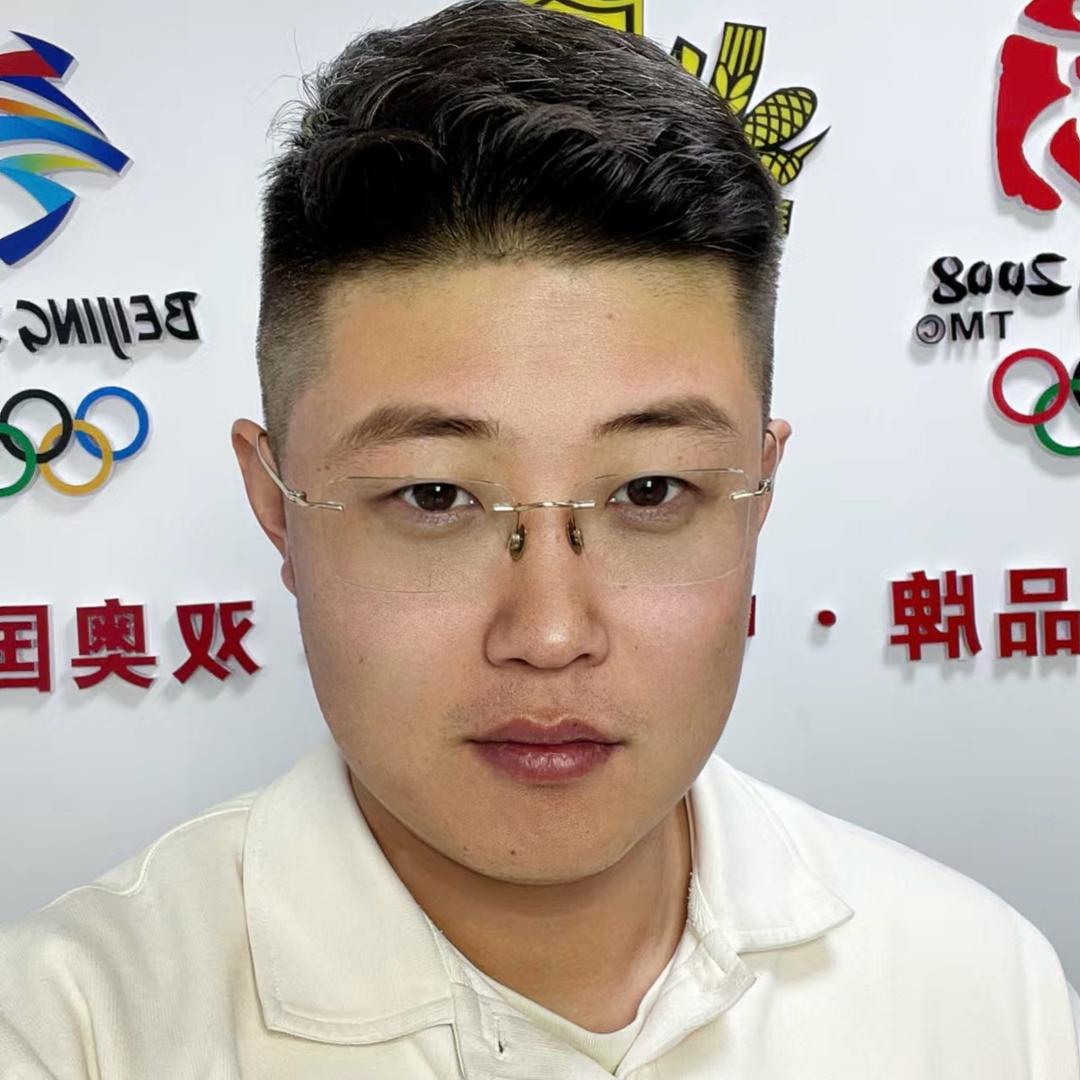 爱健身的小杨哥