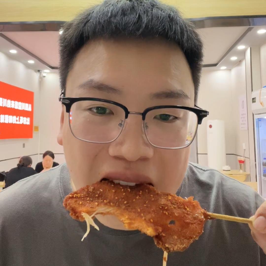 小鸥哥【丁王记东北大碗麻辣烫】