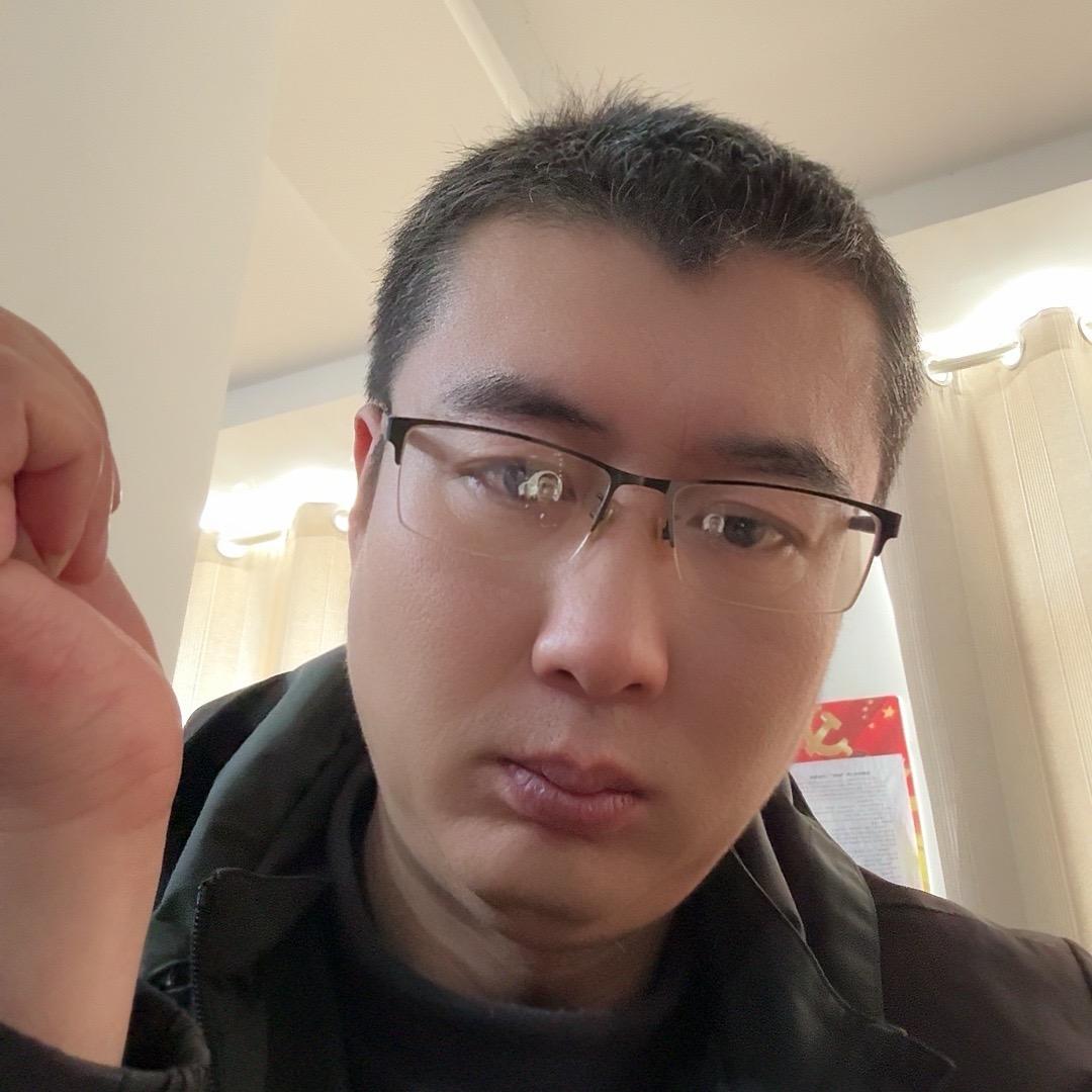 宏盛卜教练