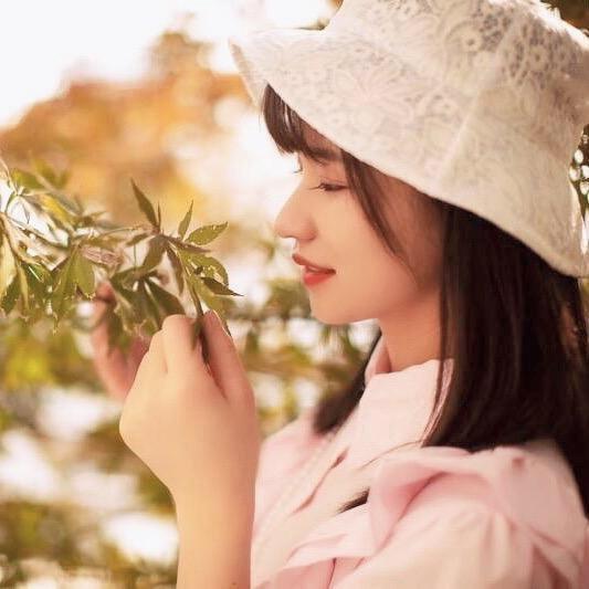 嘴角上扬xia