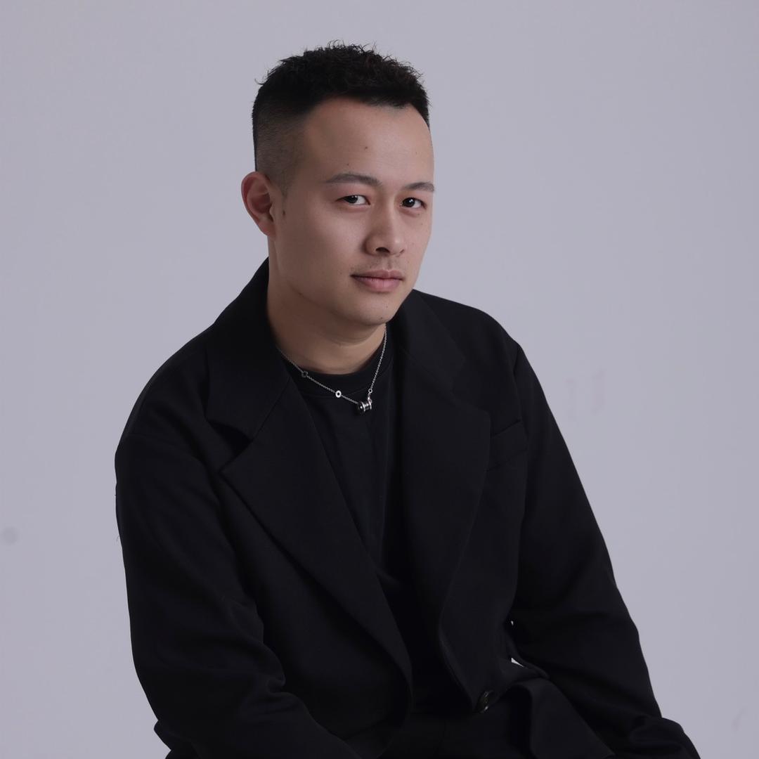 不像tony的tony