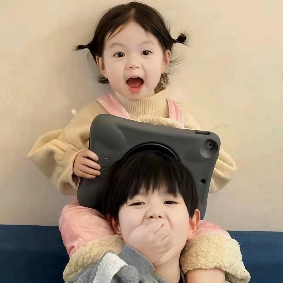 小静大王^