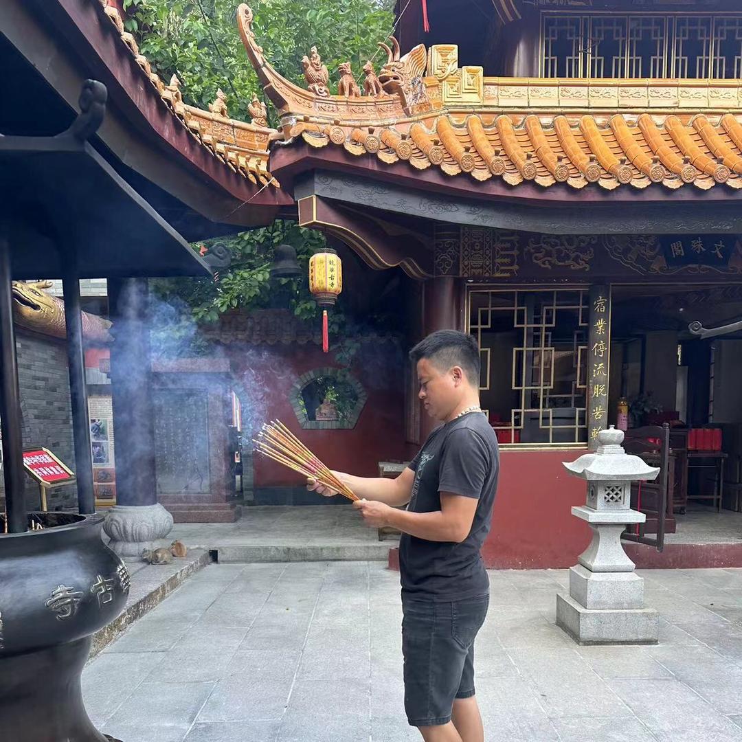 偏偏喜欢你