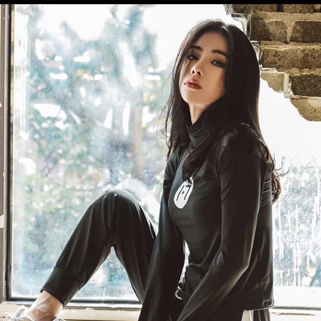 A微笑倾城