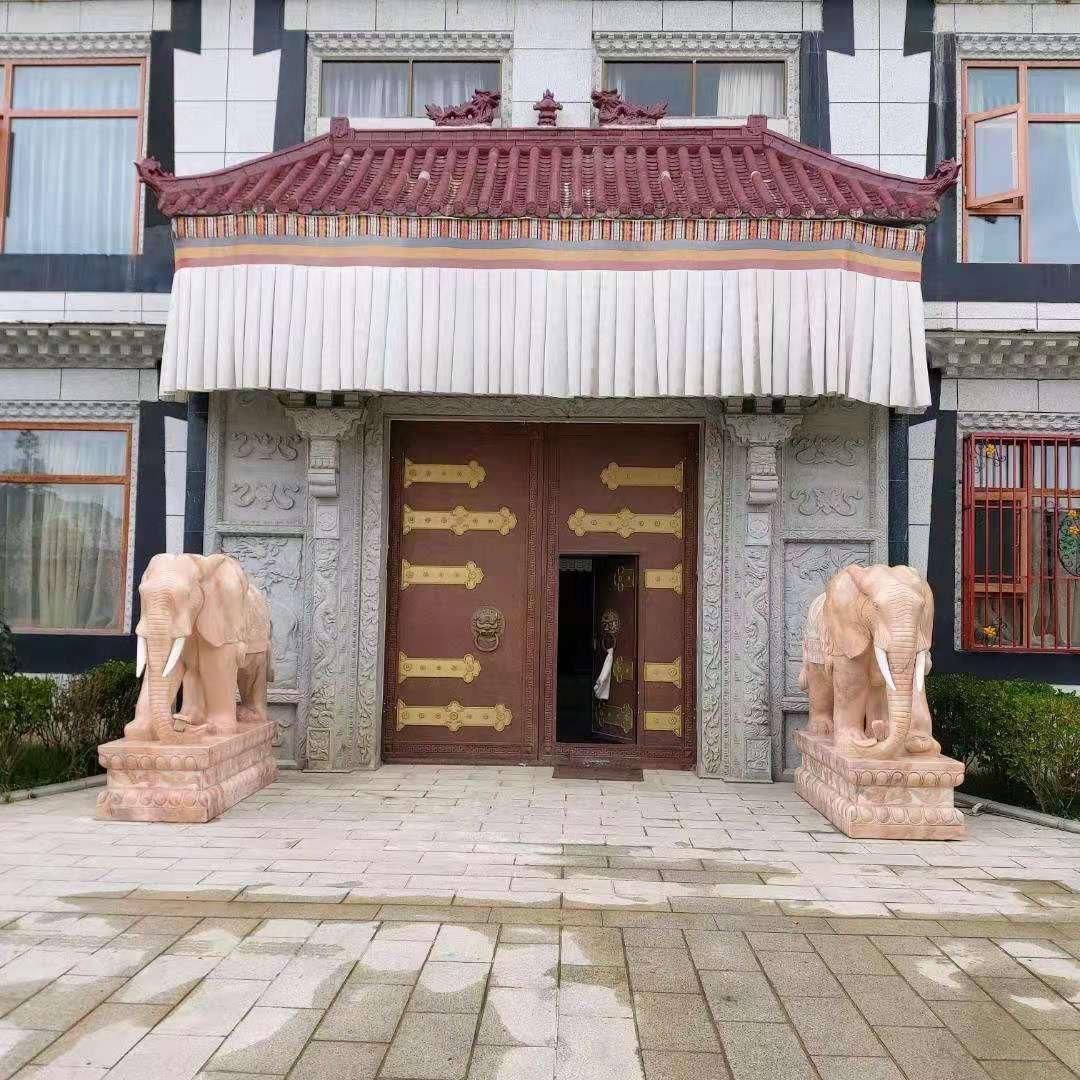 铭微园林雕塑