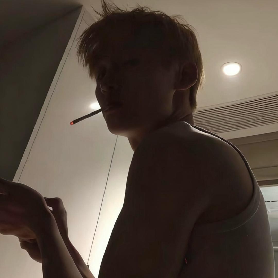 李明泽