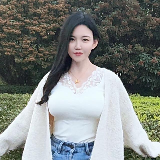 盈盈