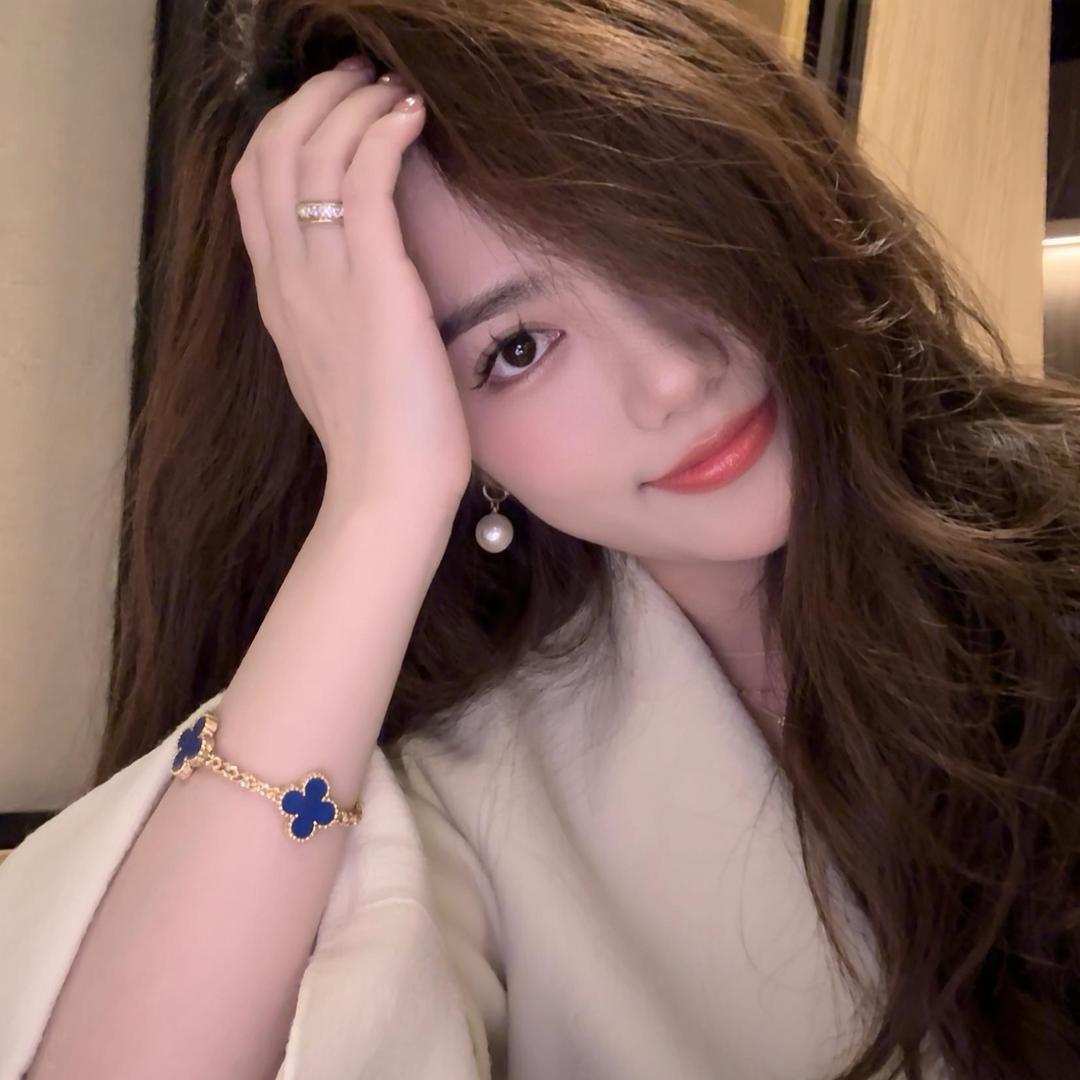 婷…