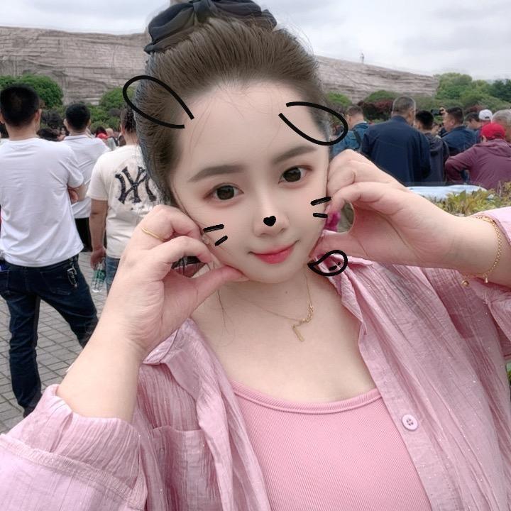 柒月