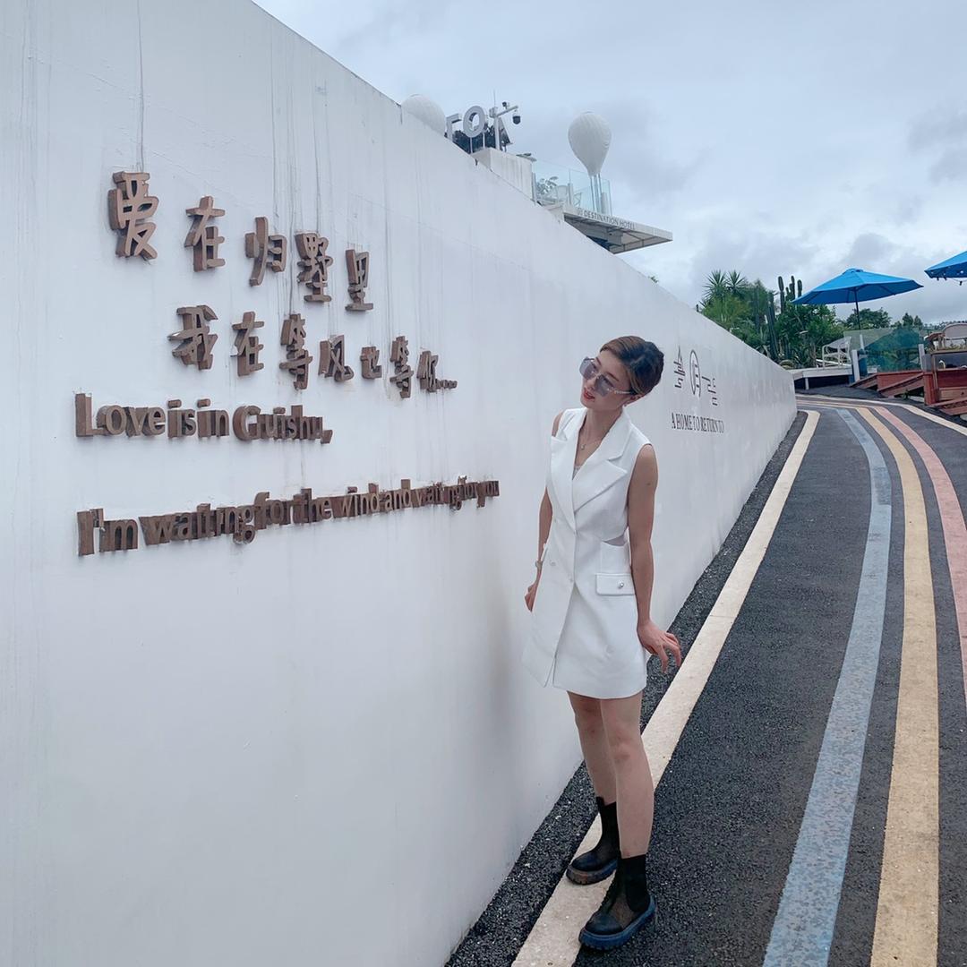 金堂《藕遇汤锅》张美女