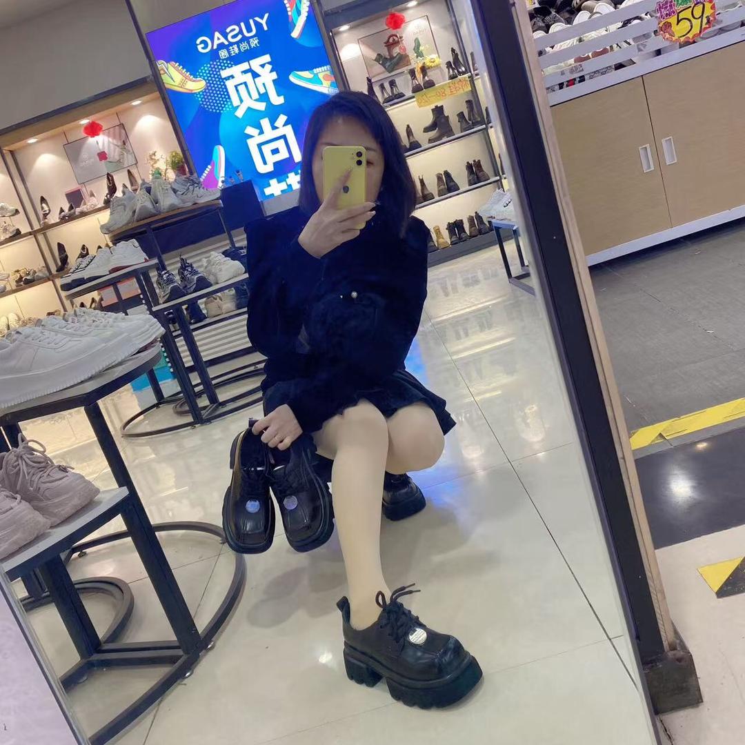 YUSAG预尚鞋廊新润发店