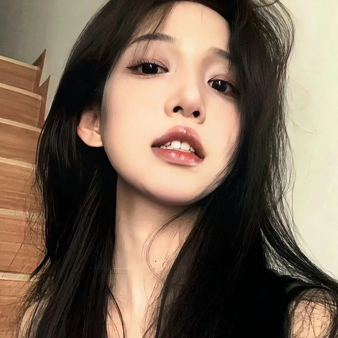 拿AK的朵拉.