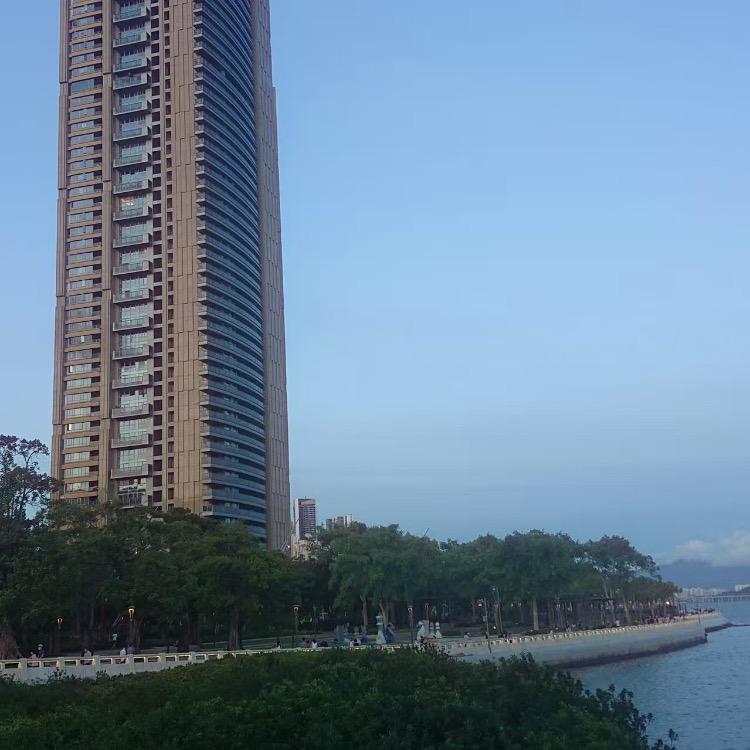 闲逛