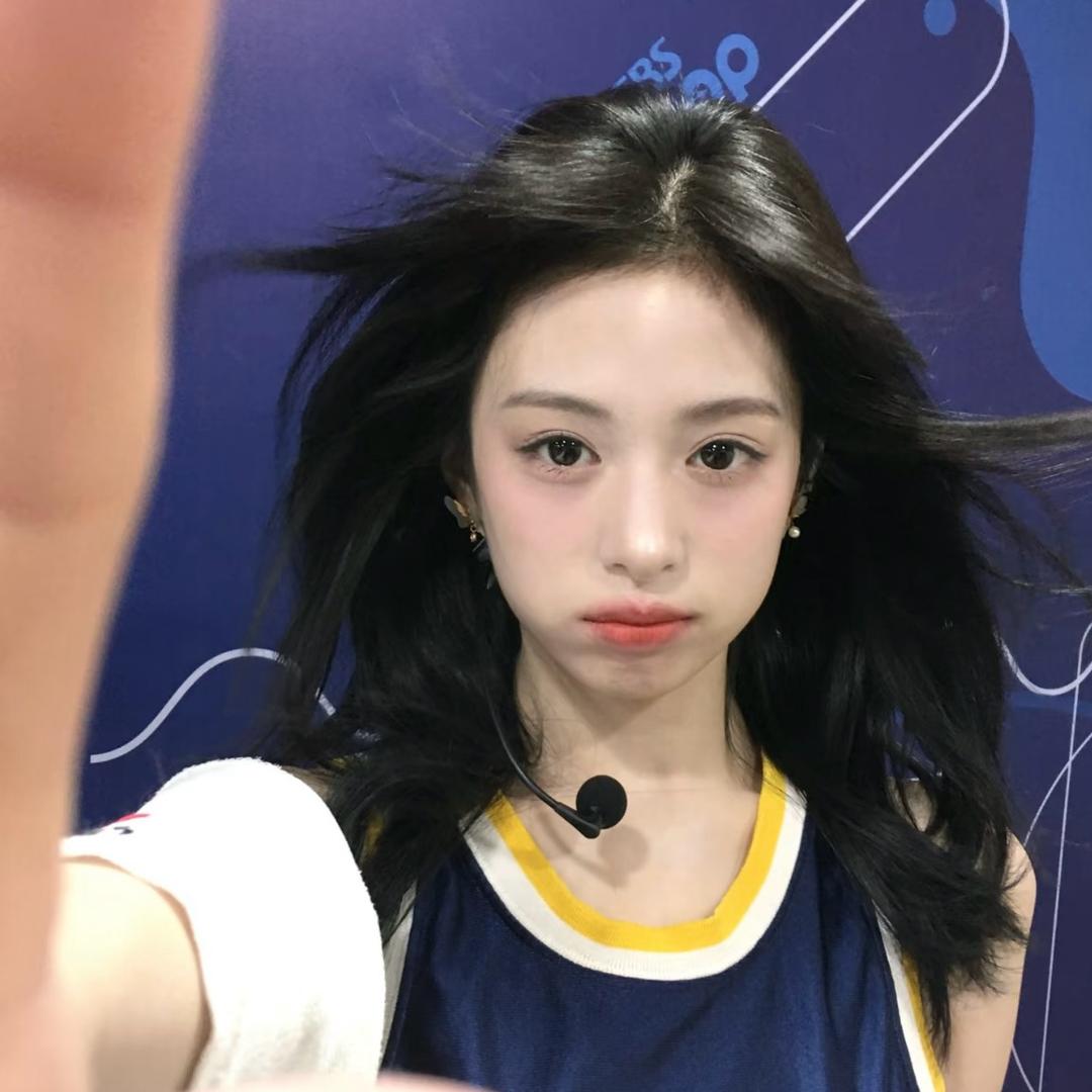 Ayay
