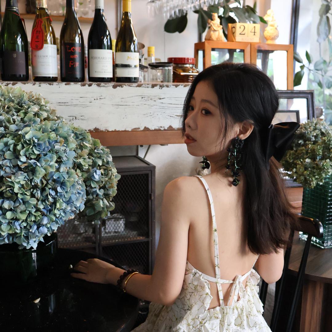 佐小伊